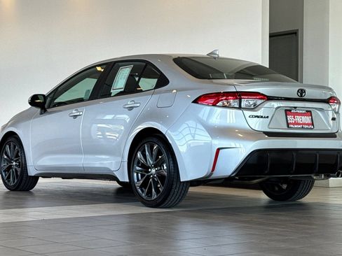 Certified 2025 Toyota Corolla SE FWD image 6