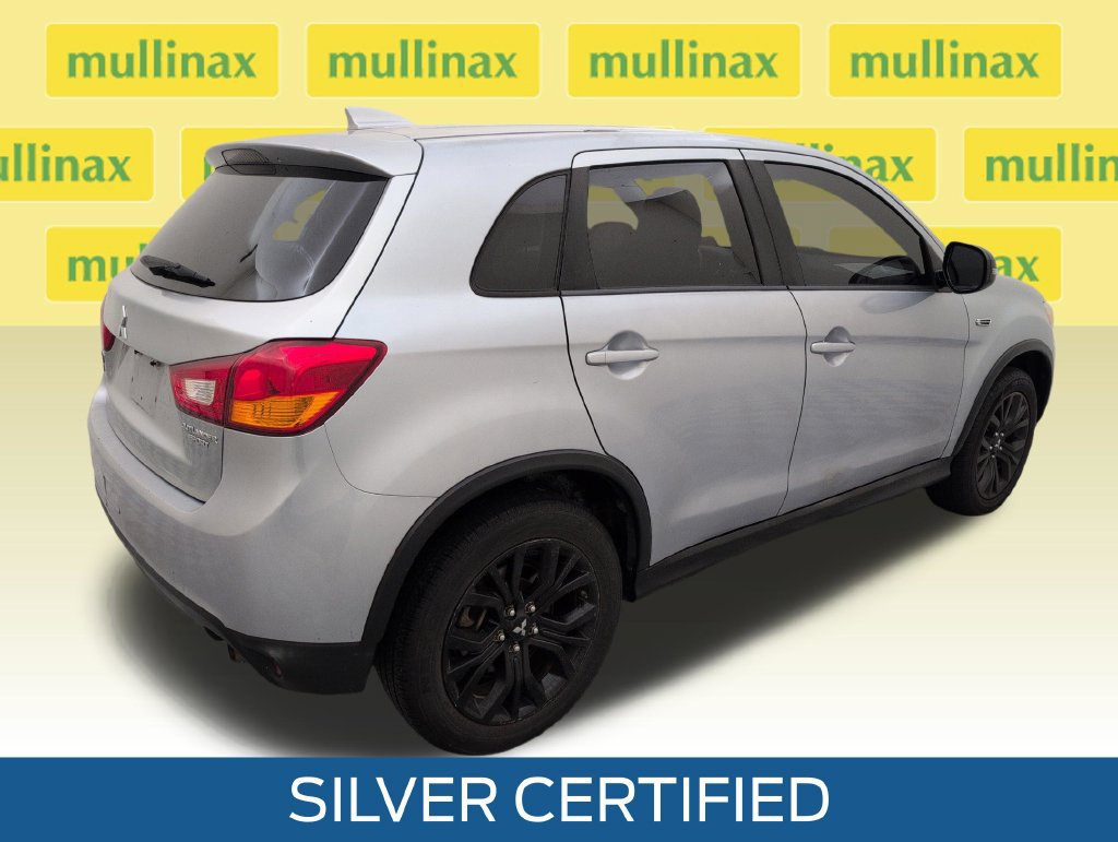 Used 2017 Mitsubishi Outlander Sport ES FWD image 3