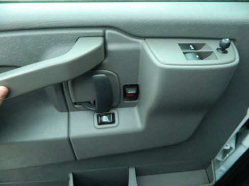 Used 2019 Chevrolet Express 2500 w/ Communications Package image 21