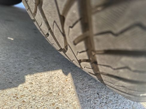 Used 2024 Toyota Camry SE image 10