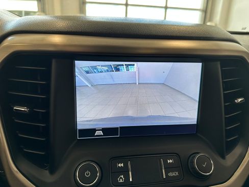 Used 2023 GMC Acadia Denali AWD/4WD image 22