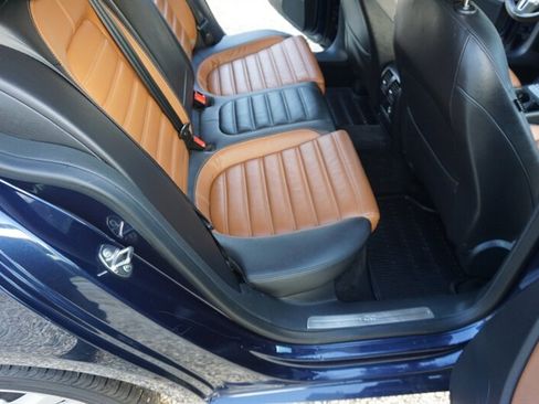 Used 2014 Volkswagen CC Executive FWD image 27