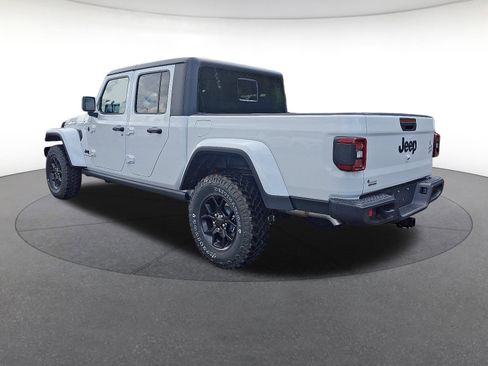 New 2025 Jeep Gladiator Willys image 3