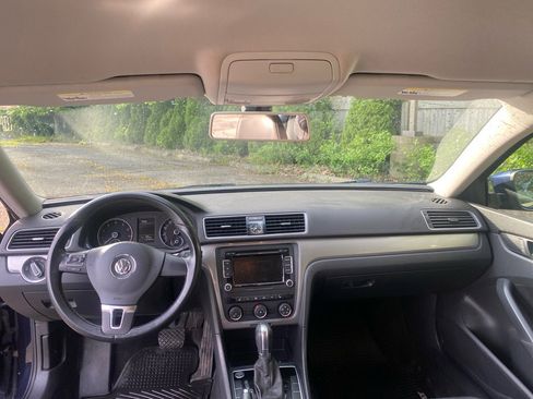 Used 2015 Volkswagen Passat 1.8T Limited Edition FWD image 14