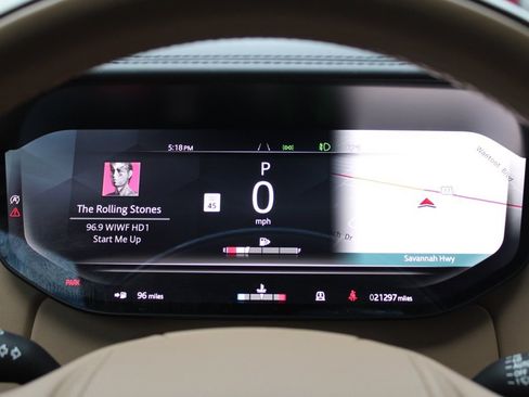 Used 2024 Land Rover Range Rover Long Wheelbase Autobiography image 17