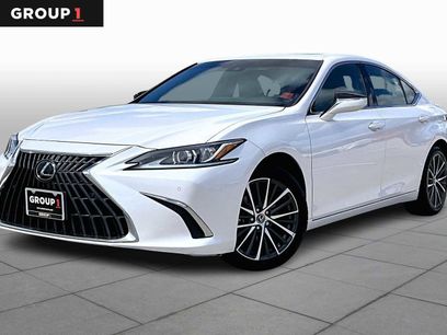 Used 2024 Lexus ES 300h w/ Premium Package