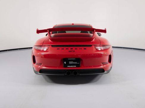 Certified 2015 Porsche 911 GT3 RWD image 9