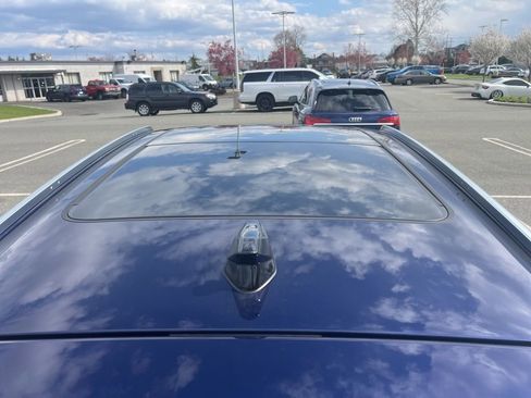 Used 2025 Audi Q5 Premium w/ Convenience Package image 7