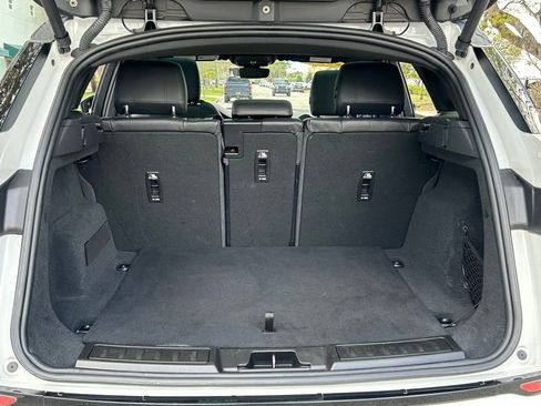 Used 2020 Land Rover Range Rover Evoque SE image 35