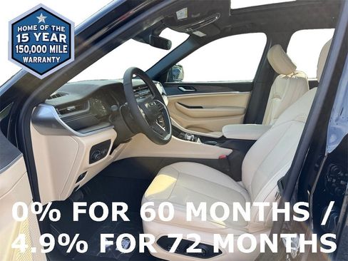 New 2025 Jeep Grand Cherokee L Limited w/ Black Appearance Package image 9