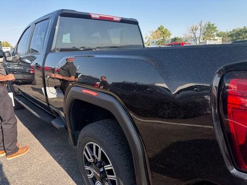 Used 2022 GMC Sierra 2500 AT4 AWD/4WD image 11