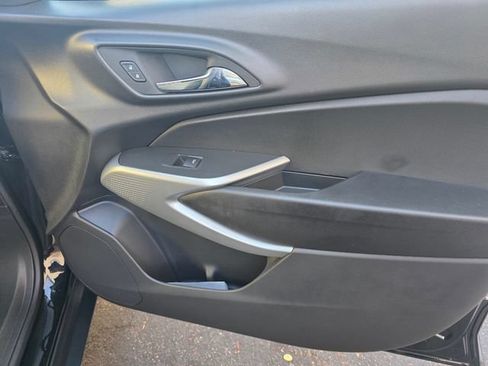 Certified 2024 Chevrolet Trax LS w/ LS Convenience Package FWD image 22