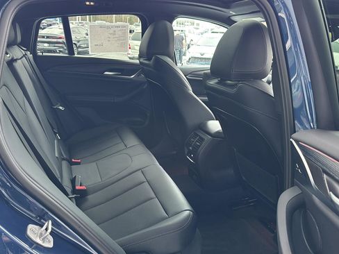 Certified 2023 BMW X4 xDrive30i w/ Premium Package image 11
