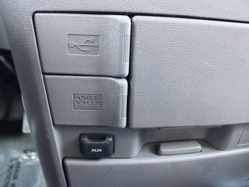 Used 2015 Honda Odyssey EX image 26