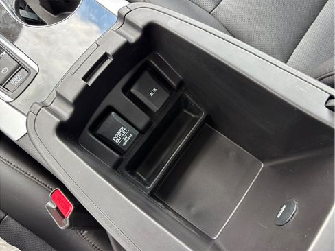 Used 2020 Acura TLX w/ Technology Package FWD image 33