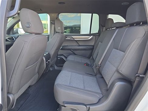 Certified 2025 GMC Acadia Elevation image 15