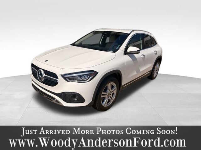 Used 2022 Mercedes-Benz GLA 250 4MATIC image 1