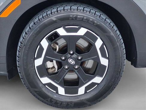Used 2025 Hyundai Santa Fe SE FWD image 23