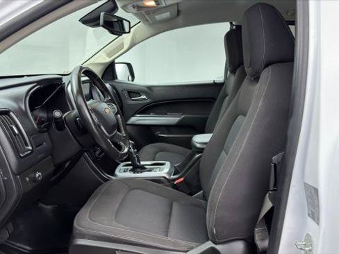 Used 2022 Chevrolet Colorado LT w/ Fleet Safety Package RWD image 15