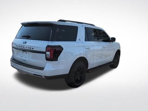Used 2024 Ford Expedition Timberline AWD/4WD image 2