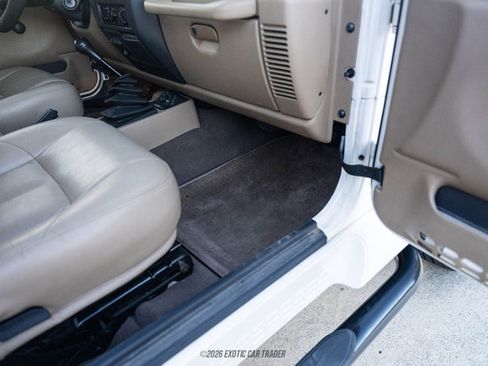 Used 2000 Jeep Wrangler Sahara AWD/4WD image 97