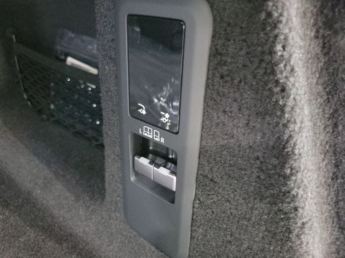 New 2025 Land Rover Range Rover Sport Dynamic SE image 30