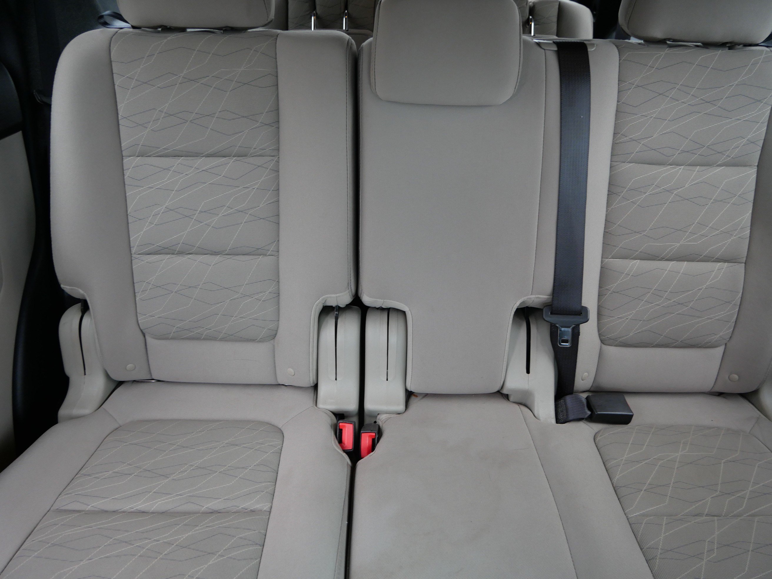 Used 2013 Ford Explorer FWD w/ Class III Trailer Tow Pkg image 13