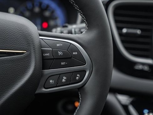 New 2026 Chrysler Voyager LX image 27