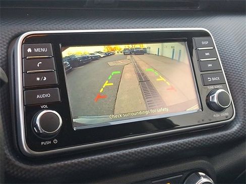 Used 2025 Nissan Kicks Play S image 18