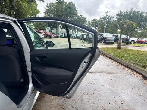Used 2024 Toyota Corolla LE image 18