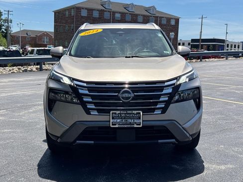 Used 2024 Nissan Rogue SL w/ SL Premium Package AWD/4WD image 11