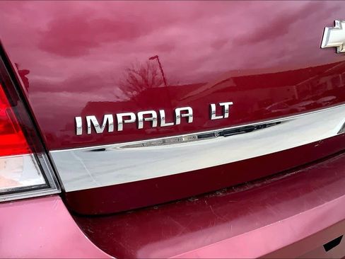 Used 2011 Chevrolet Impala LT image 32