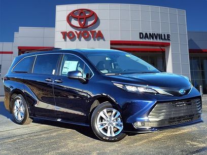 New 2025 Toyota Sienna XLE