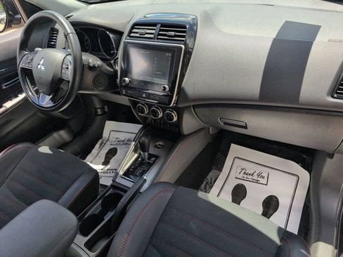 Used 2025 Mitsubishi Outlander Sport SE AWD/4WD image 31