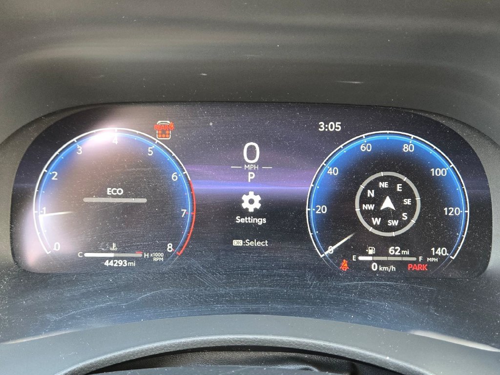 Used 2023 Toyota Highlander Limited FWD image 27