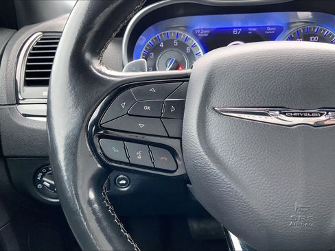 Used 2021 Chrysler 300 S image 23