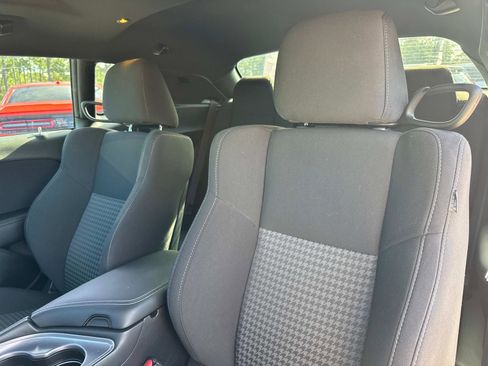 Used 2023 Dodge Challenger R/T w/ Blacktop Package image 15