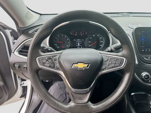 Used 2023 Chevrolet Malibu LT w/ Driver Confidence Package FWD image 11