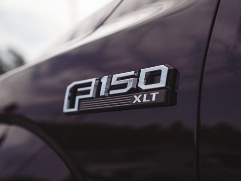 Used 2020 Ford F150 XLT w/ Equipment Group 302A Luxury AWD/4WD image 23