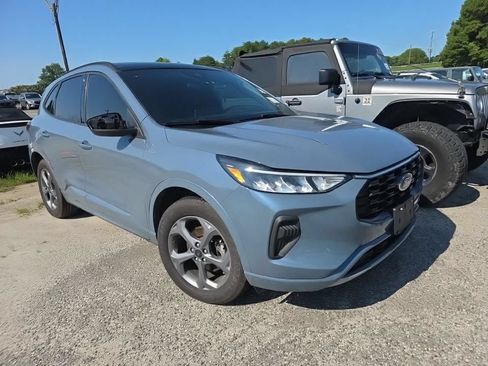 Used 2023 Ford Escape ST-Line w/ Tech Pack #1 AWD/4WD image 1
