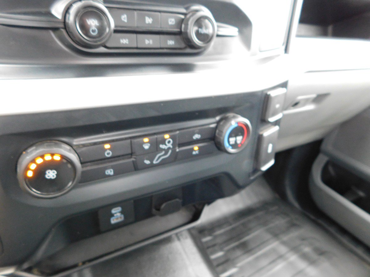 Used 2022 Ford F150 XL w/ Equipment Group 101A High AWD/4WD image 32