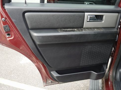 Used 2015 Ford Expedition Limited w/ Equipment Group 301A image 34