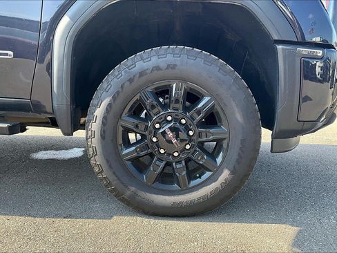 Used 2026 GMC Sierra 2500 AT4 AWD/4WD image 9