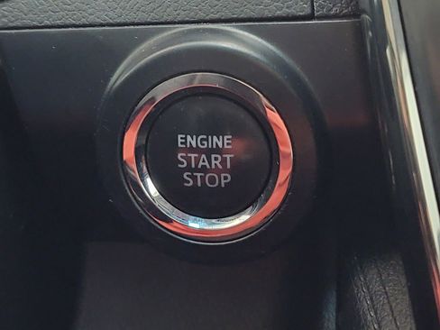 Used 2012 Toyota Camry SE w/ Convenience Pkg image 20