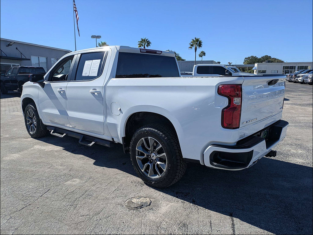 Used 2023 Chevrolet Silverado 1500 RST w/ Z71 Off-Road Package AWD/4WD image 5