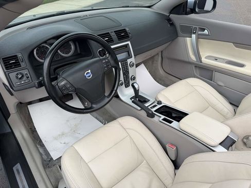 Used 2011 Volvo C70 T5 image 11