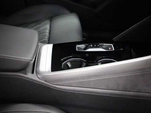 Used 2025 Audi SQ5 Premium Plus w/ Premium Plus Package AWD/4WD image 20