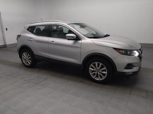 Used 2021 Nissan Rogue Sport SV w/ Technology Package FWD image 11