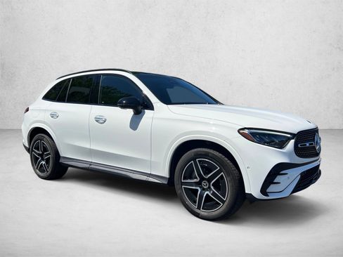 Certified 2026 Mercedes-Benz GLC 300 4MATIC image 3