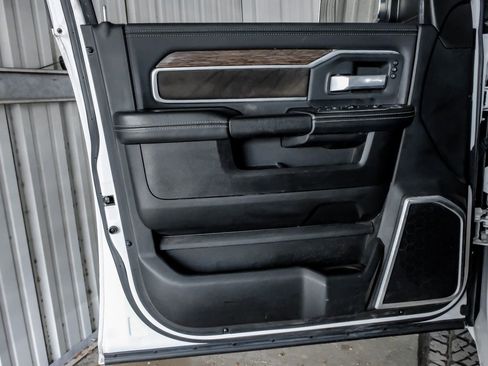Used 2020 RAM 3500 Laramie image 46